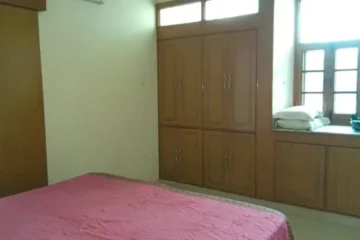 3 BHK sale Patparganj Delhi 